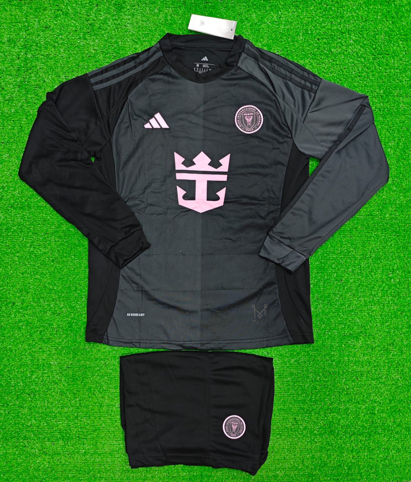 Inter Miami Premium Black Long Sleeve Jersey Set | Stylish Comfortable Match Ready