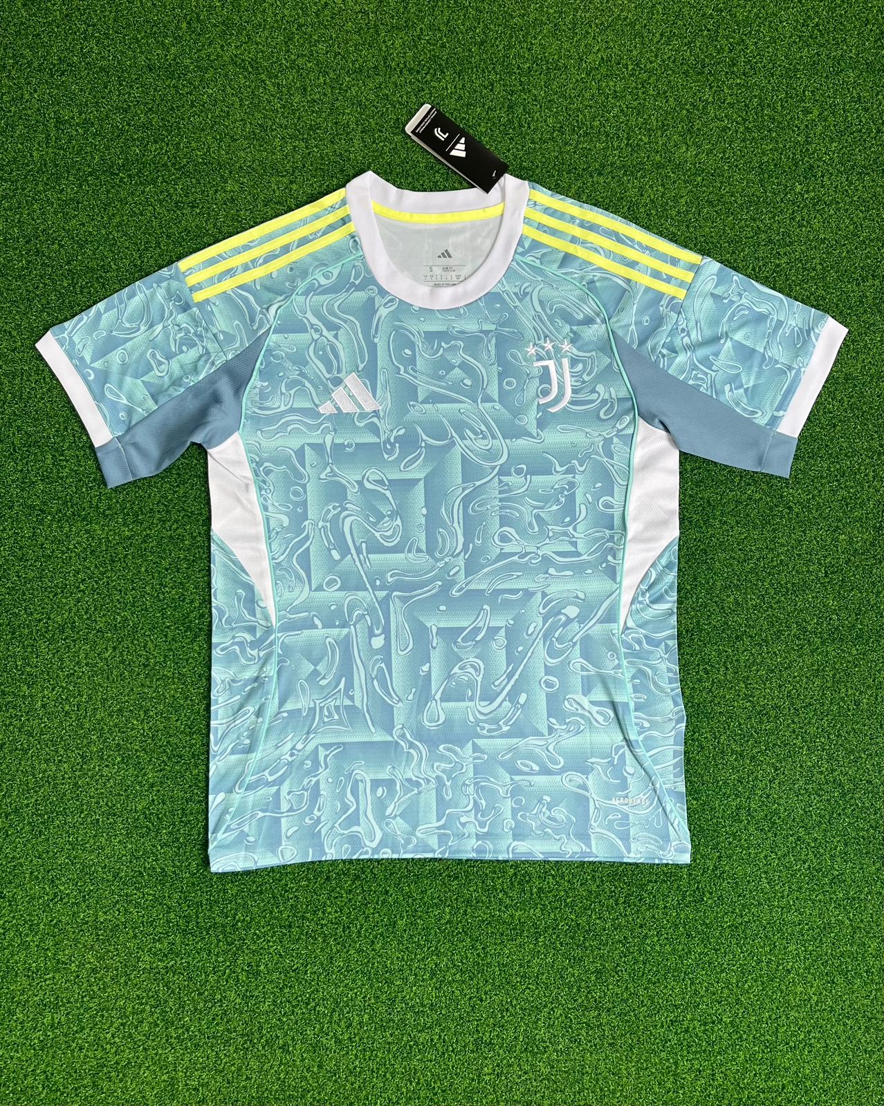 Juventus away 25/26 master